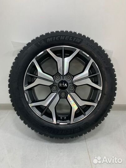 R17 Michelin X-Ice North 4 215/55, PCD 5x114.3 DIA 67.1