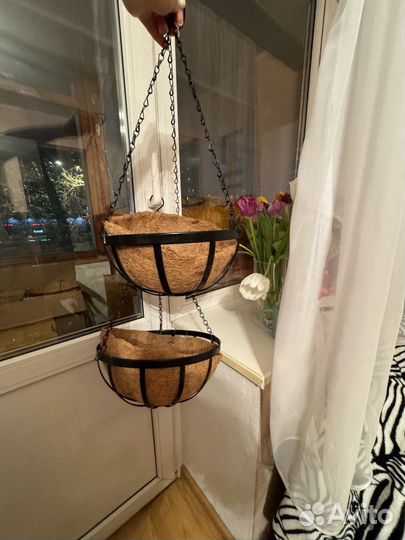 Кашпо для цветы уличное подвесное