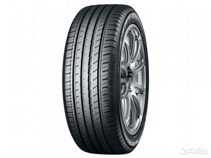 Yokohama BluEarth AE50 215/65 R17 99V