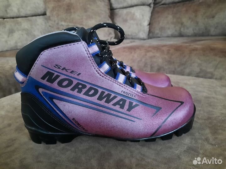 Лыжные ботинки 2 пары 34 и 35