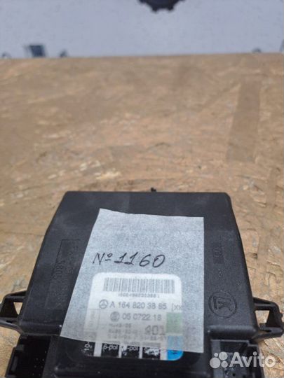 Блок управления двери передний Mercedes Benz