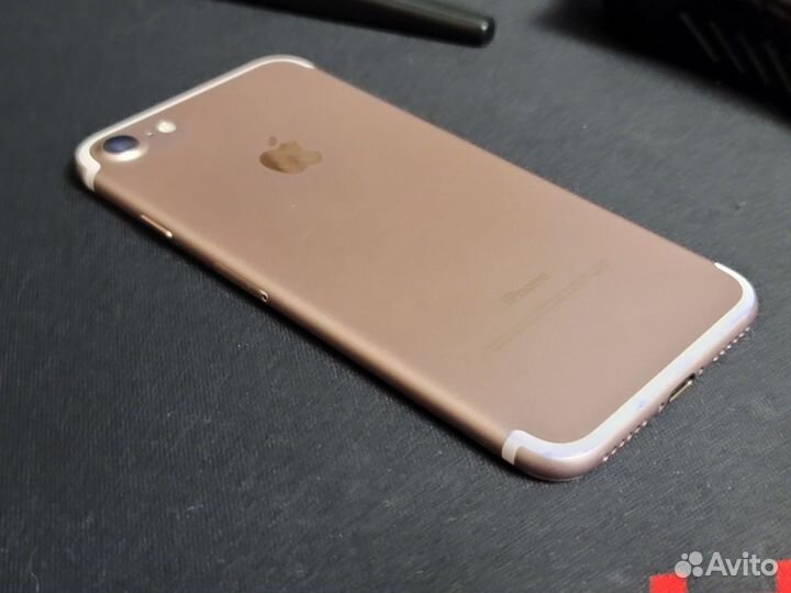 iPhone 7, 32 ГБ