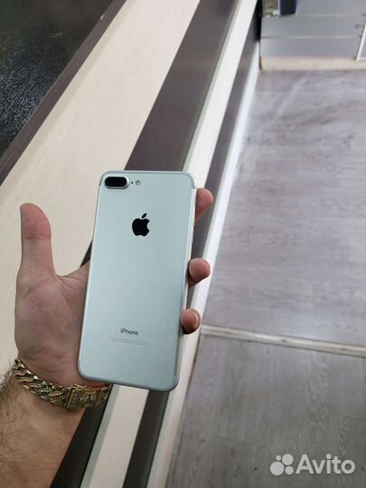 iPhone 7plus 32gb