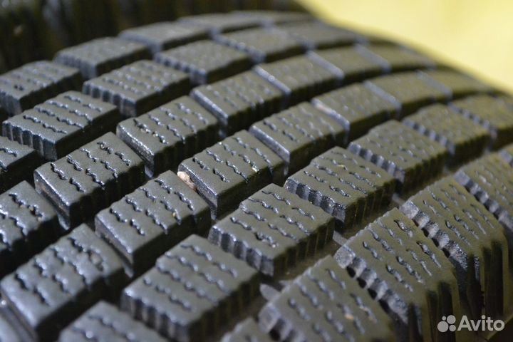 Yokohama Ice Guard IG10 145/80 R13