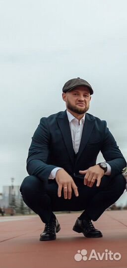 Мужской свадебный костюм 48