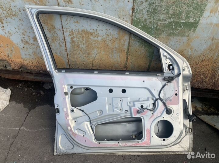 Дверь передняя левая Opel Astra h