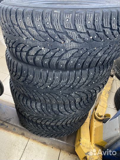 Nokian Tyres Hakkapeliitta 9 SUV 245/60 R18