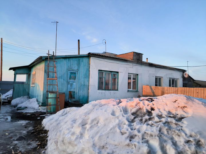 Дом 63 м² на участке 10 сот.