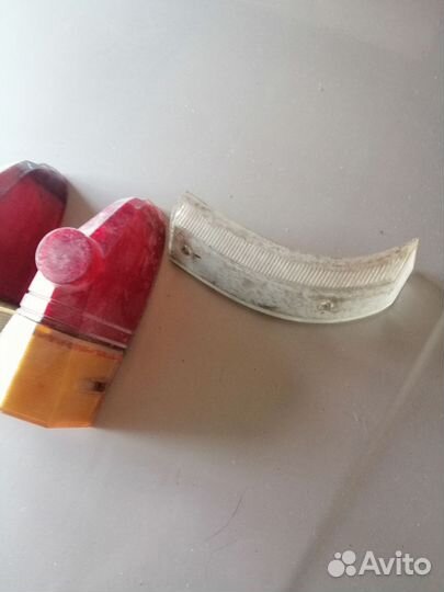 Стекла для автофонарей