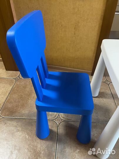 Детский стол и 2 стула IKEA