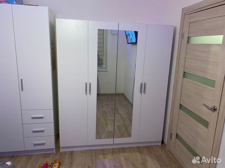 Шкаф 4 х дверный