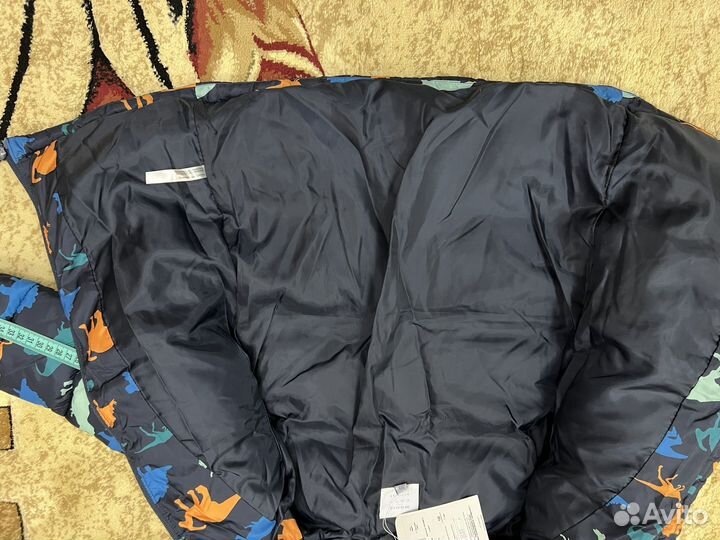 Демисезонная куртка для мальчика новая 122