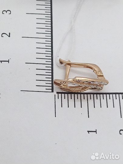 Золотые серьги