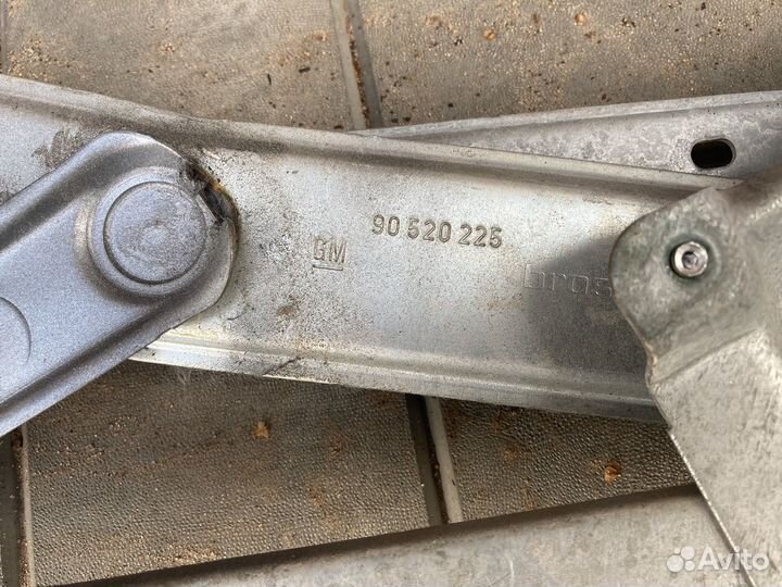 Стеклоподъемник передний левый opel vectra b