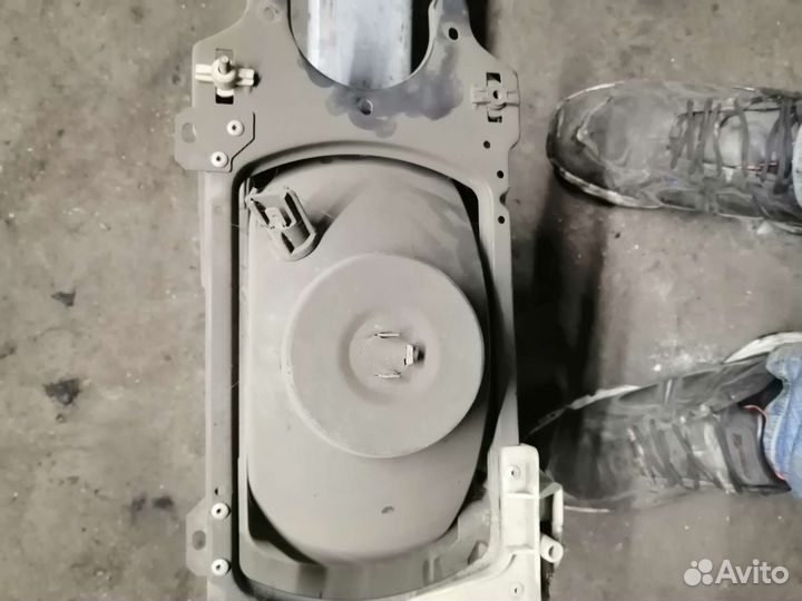 Стартер на volkswagen, фары на ауди 80