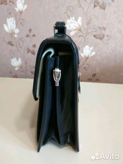 Кожанный портфель. Новый