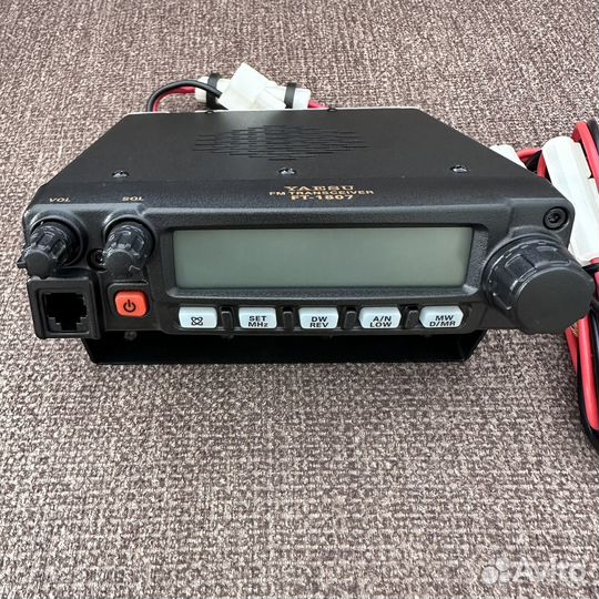 Радиостанция Yaesu FT-1807