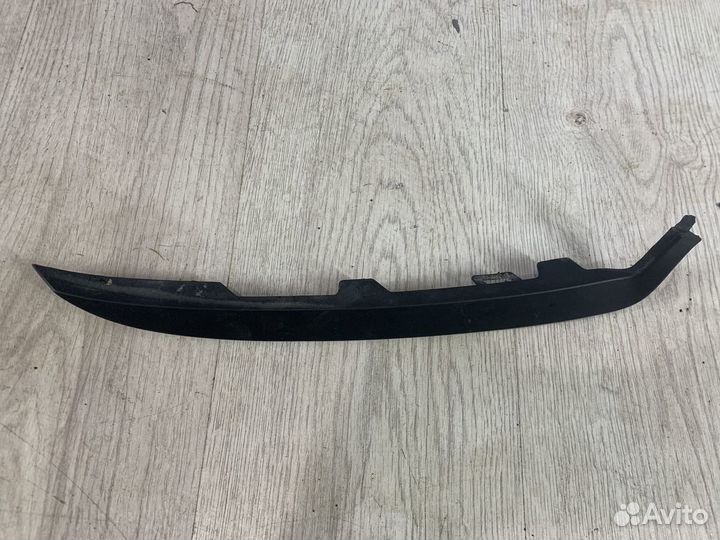 Планка вставка под фару Ресничка фары renault loga