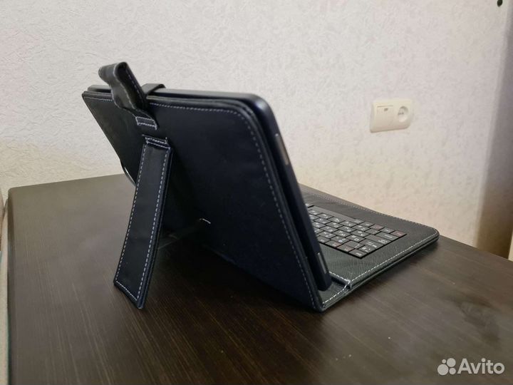 Клавиатура-чехол для планшета с microusb 4 шт