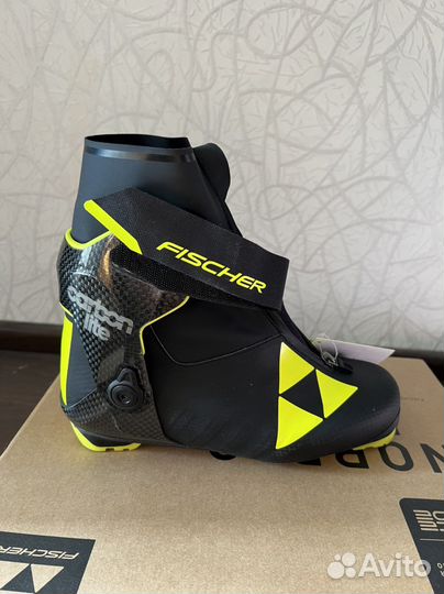 Лыжные ботинки fischer carbonlite