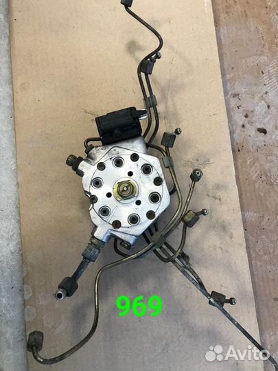 Регулятор давления топлива Мерседес W124(969)