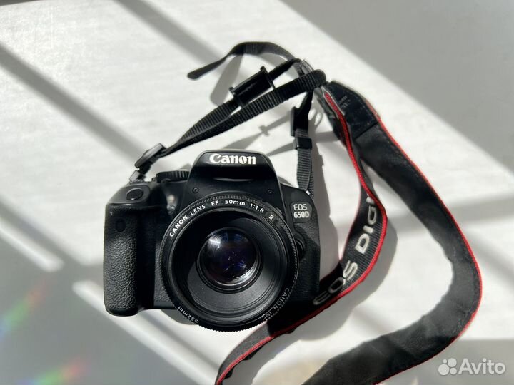 Зеркальный фотоаппарат canon 650d объектив 50 mm