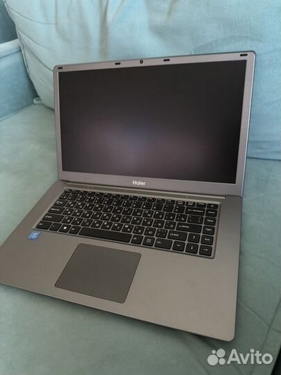 Ноутбук Haier U1540EM