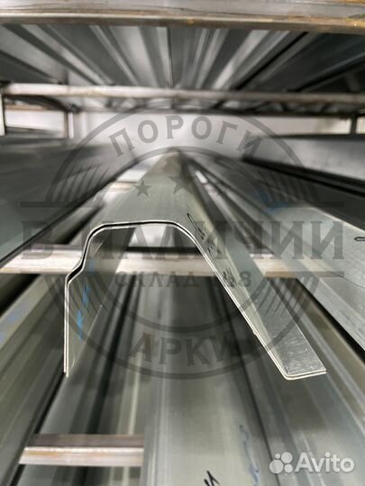 Ремонтный порог правый Renault Sandero stepway