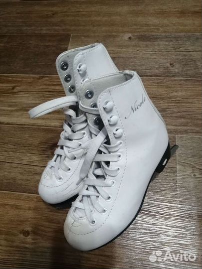 Коньки для фигурного катания детские 30