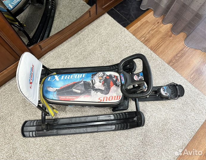 Детский снегокат Ника со спинкой, с рулем