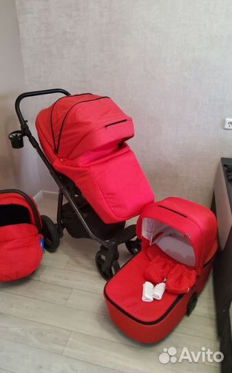 Коляска Adamex Reggio Y9 3 в 1