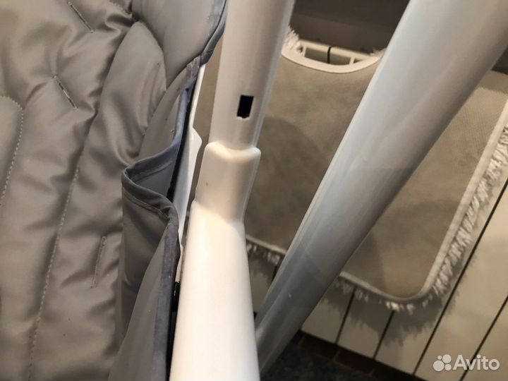 Детские качели, столик