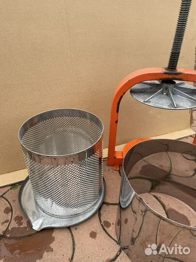 Пресс для отжима винограда бу