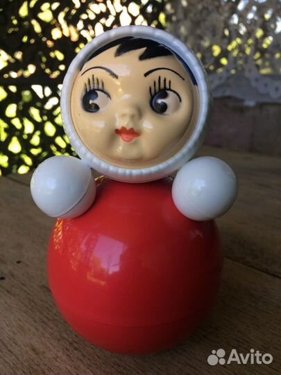 Игрушка неваляшка