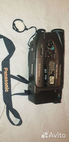 Видеокамера Panasonic R550
