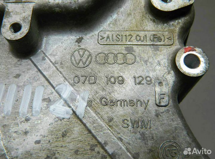 Крышка грм левая W12 Audi A8 D2