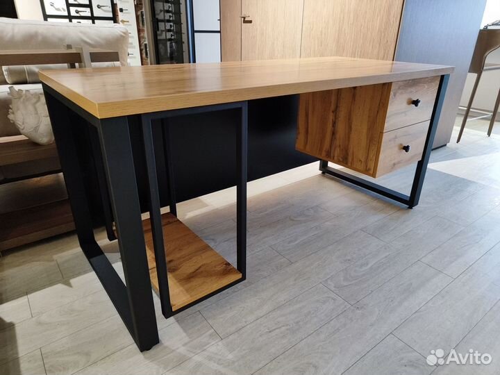 Стол офисный с подвесными ящиками лофт