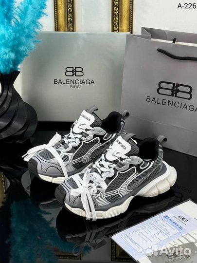 Кроссовки женские balenciaga много цветов