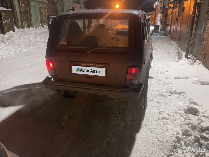 LADA 4x4 (Нива) 1.7 МТ, 1999, 250 000 км
