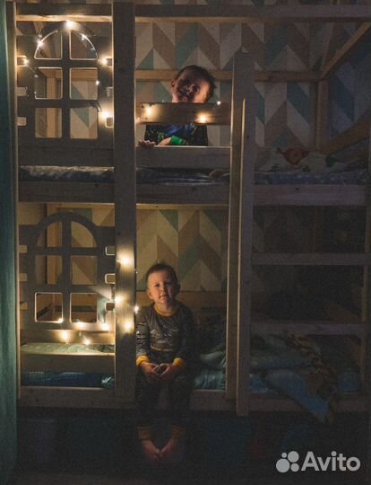 Двухъярусная кровать домик бу