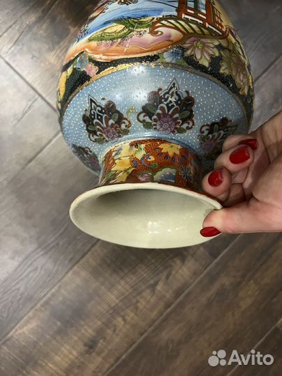 Ваза в китайском стиле