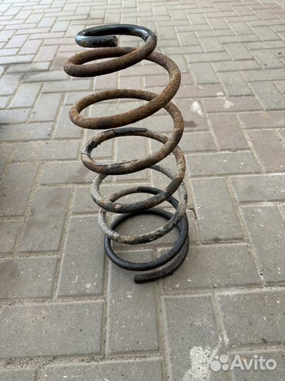 Пружина передняя Лада Калина марковка