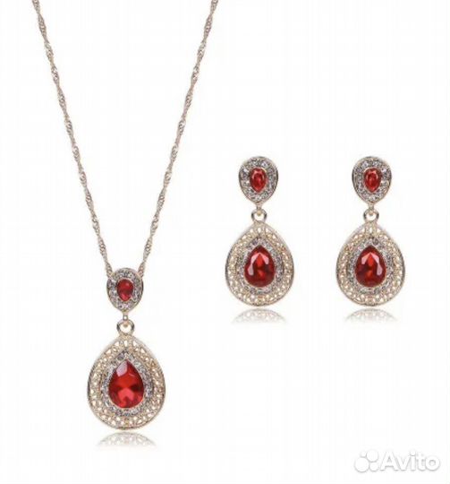 Комплект из 3 украшений красный камень - золото
