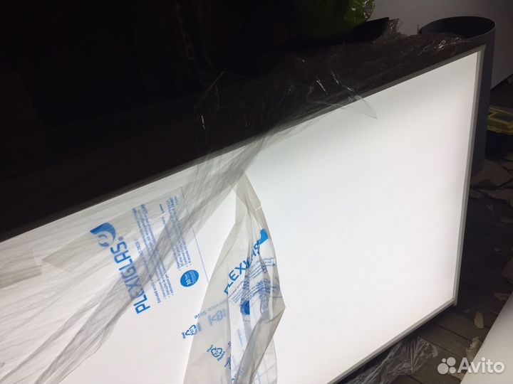 Стойка Администрации,Ресепшн с объемной подсветкой