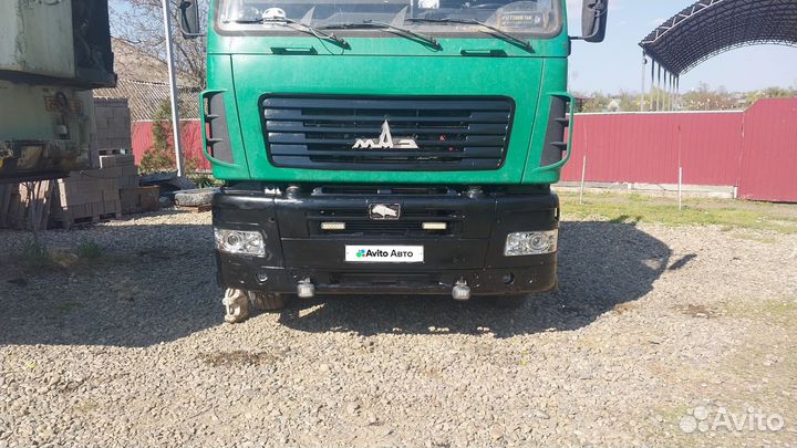 МАЗ 5440А9-1320-031 с полуприцепом, 2012