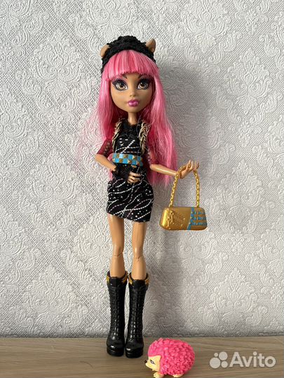 Кукла Монстер Хай Хоулин Вульф