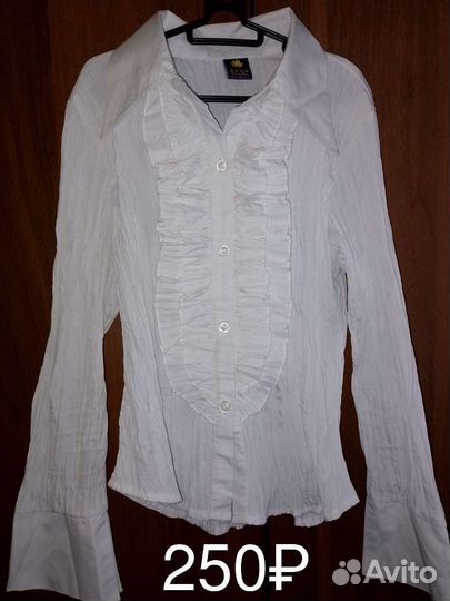 Блузки белые