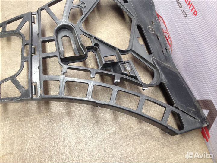 Кронштейн бампера заднего правый Mercedes GL W164