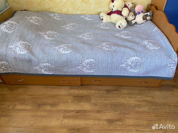 Мебель в детскую комнату