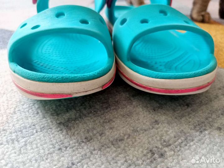 Сандали crocs j 2